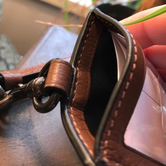 Authentic Coach Calf leather sport lanyard/Cd/ID - Picture 5 of 7